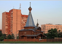 Митрополит Даниил совершит Литургию на подворье Сийского монастыря в Петербурге.